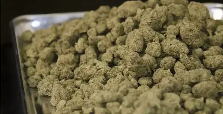 They all make you feel euphoric, happy, blissful, peaceful, relaxed, and stress-free. But which one is the best? Is it live resin vs rosin? Or what about caviar weed?  