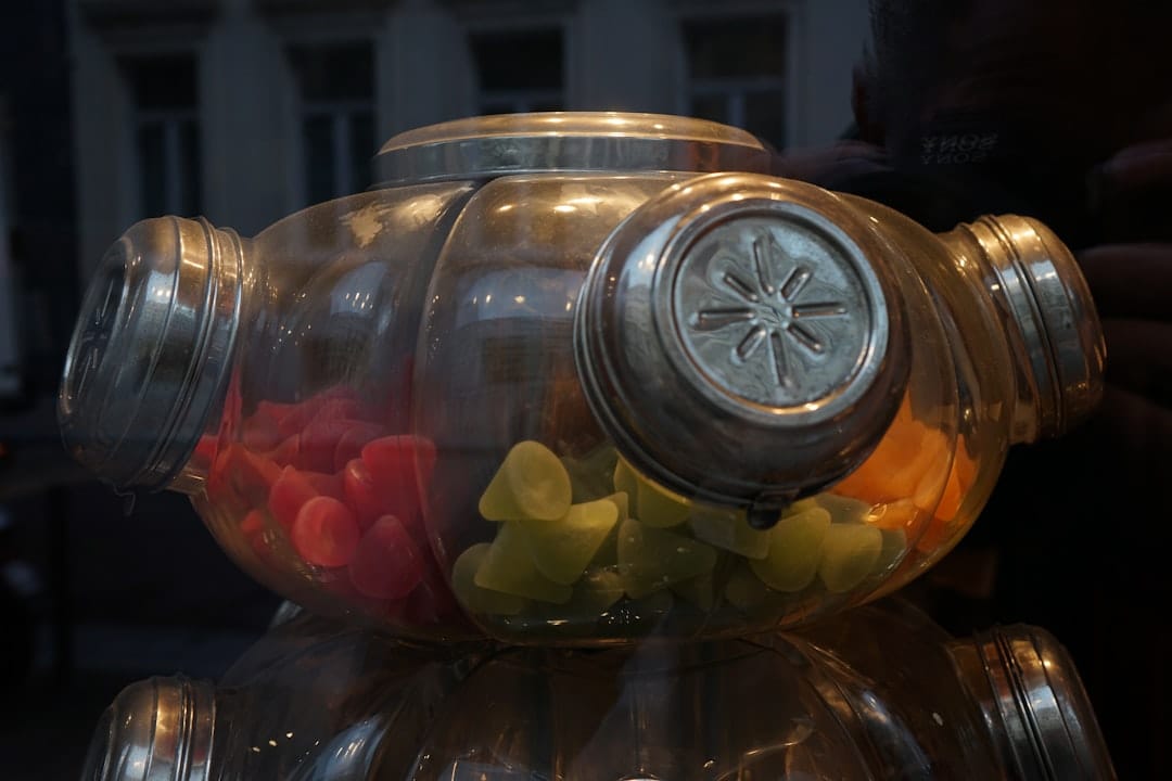 Glass jar full of gummies symbolizing larger multi-pack THC edibles in Canada