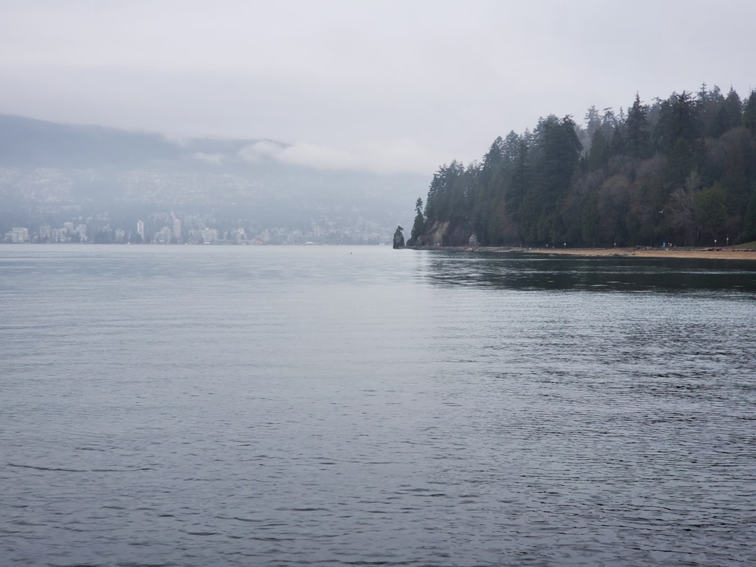 Stanley Park seawall and waterfront scenery in Vancouver British Columbia